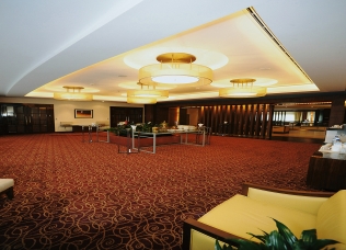 Rotana Khalidiya Hotel